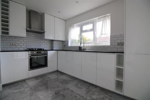 2 bedroom flat to rent, Greystoke Gardens, London