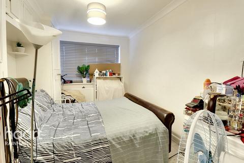 4 Baillie Close, Rainham, RM13 9PR