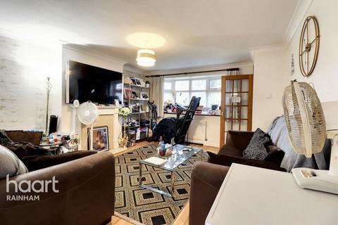 3 bedroom terraced house for sale, Baillie Close, Rainham