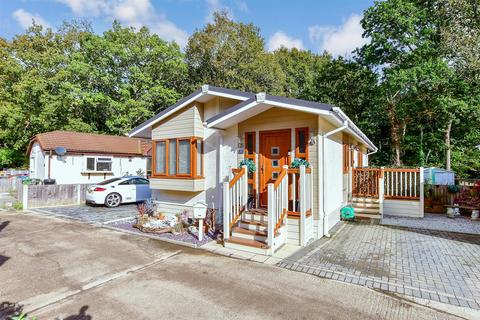 2 bedroom park home for sale, Havenwood, Arundel, West Sussex