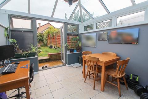 18 Cambridge Road, Dunton, Biggleswade, SG18 8RS