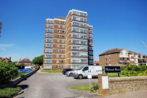 2 bedroom apartment to rent, West Parade, Worthing, BN11