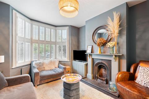 3 bedroom terraced house for sale, Spring Grove, London