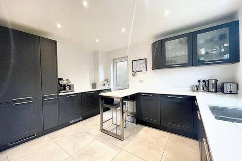 37 Carey Down, Telscombe Cliffs, Peacehaven, BN10 7LF