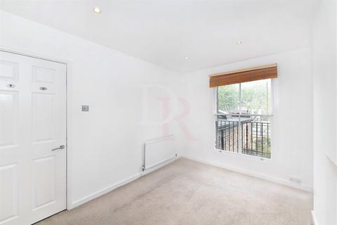 120b Cloudesley Road, London, N1 0EA