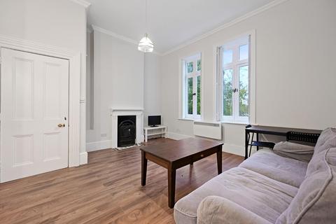 1 bedroom flat to rent, Holm Place, London Road, GU20