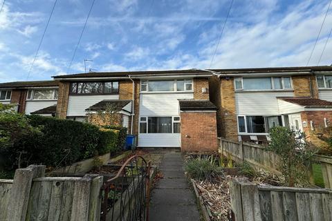 3 bedroom terraced house for sale, Pendle Walk, Stockport SK5