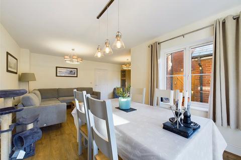 10 Dreadnaught Drive, Gloucester, GL1 5RA
