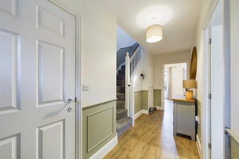 10 Dreadnaught Drive, Gloucester, GL1 5RA