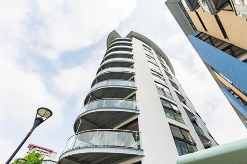 2 bedroom flat for sale, 39 Ocean Wharf, 60 Westferry Road, London, E14 8LN