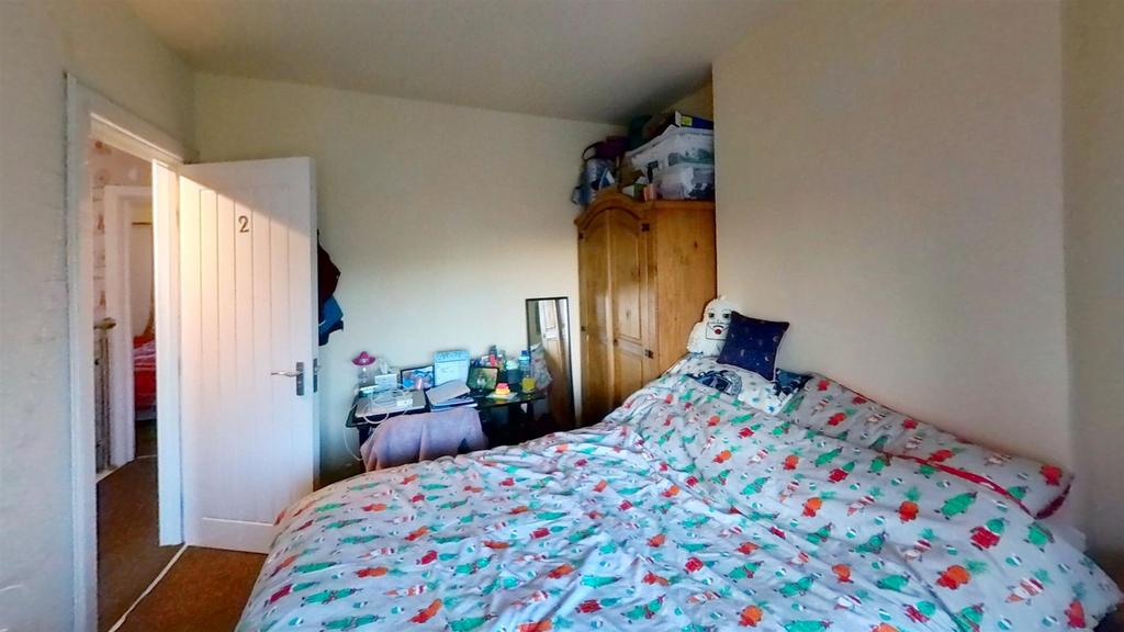 15-Tealby-Grove-Bedr