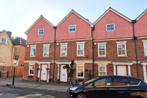 4 bedroom townhouse for sale, Broad Street, Bungay, Suffolk