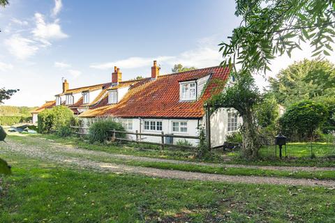 3 bedroom cottage for sale, Wretham