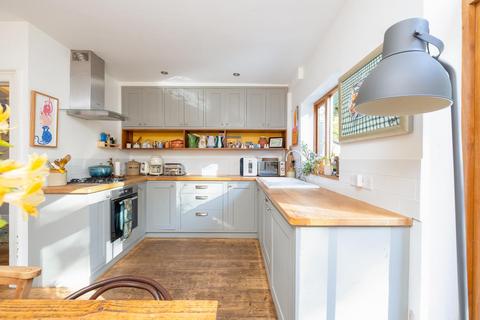 22 Jubilee Road, Baptist Mills, Bristol, BS2 9RS