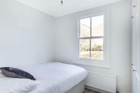 Studio to rent, Fulham Park Gardens, Fulham SW6