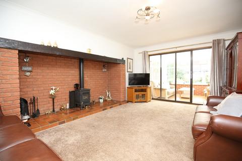 31 Greendale Road, Atherstone, CV9 1EG
