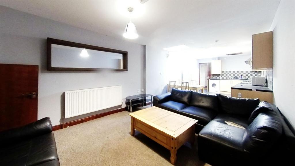 246 Dawlish Road Living Room.jpg