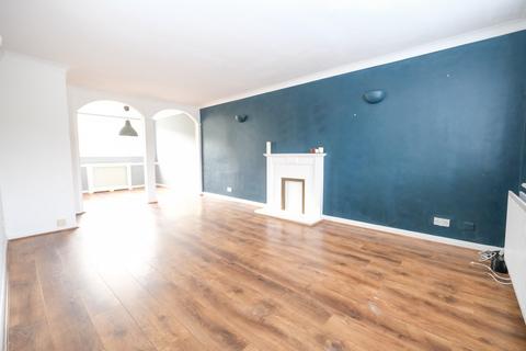 20 Station Approach, Chelsfield, Orpington, BR6 6EU