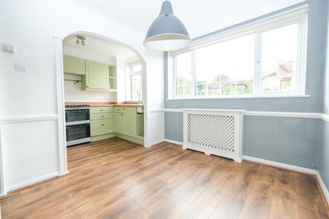 20 Station Approach, Chelsfield, Orpington, BR6 6EU