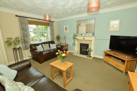 4 bedroom detached house for sale, Cavalry Court, Scarborough YO12