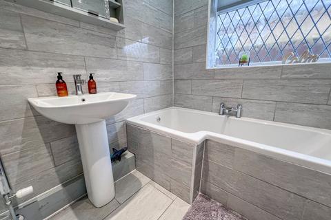 63 Manor Drive, Waltham, Grimsby, DN37 0NS