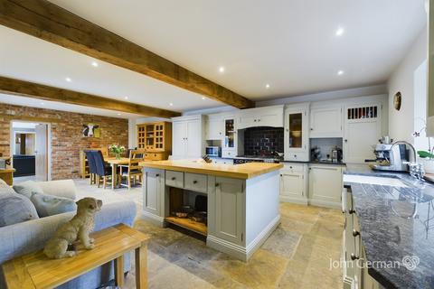 4 bedroom barn conversion for sale, Shortheath, Nr Overseal.