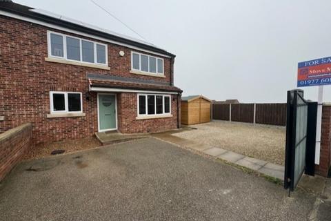 4 bedroom semi-detached house for sale, Albany Crescent, South Elmsall