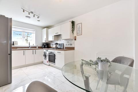 14 Pippin Way, Hatfield, Doncaster, DN7 6EB