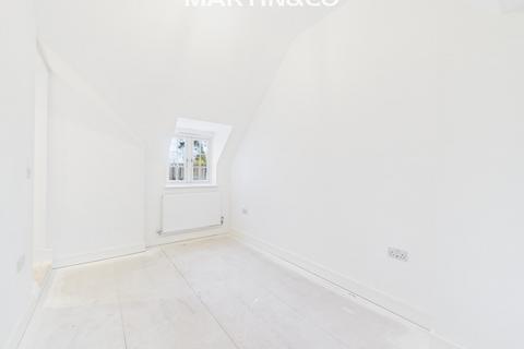 undefined, Oakingham Court, Heath Hill Road North