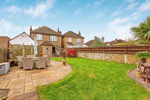 3 bedroom detached house for sale, Wolsey Road, Ashford, TW15