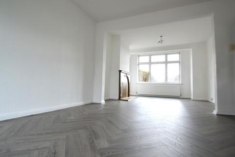 3 bedroom semi-detached house to rent, Warland Road, London