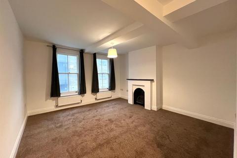 3 bedroom terraced house to rent, Bishops Way, London E2