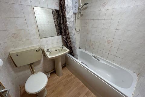 5 Denmark Way, Chadderton, Oldham, OL9 6SD