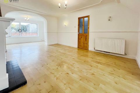 59 Aviemore Crescent, Birmingham, B43 7QA