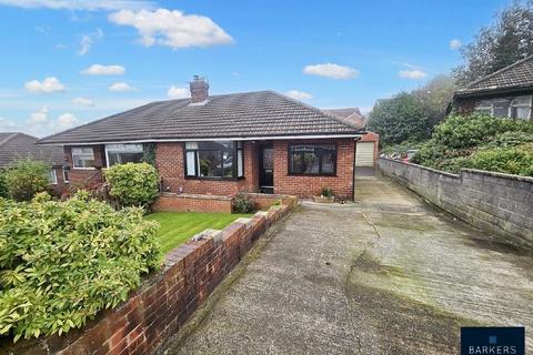 2 bedroom semi-detached bungalow for sale, Hollins Avenue, Dewsbury