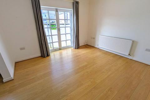 2 bedroom ground floor flat for sale, Causeway Lane, Penzance TR18