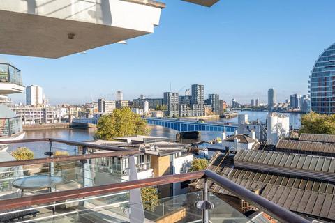 Smugglers Way, Wandsworth, London, SW18