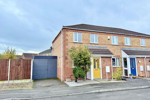 2 bedroom semi-detached house to rent, Ingamells Drive, Saxilby, Lincoln