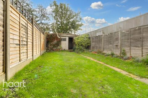 undefined, Waddon Park Avenue, Croydon