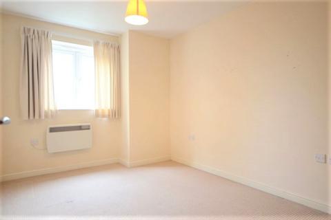 2 bedroom apartment to rent, Almond Court, Camberley