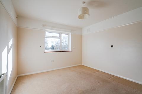 2 bedroom apartment to rent, New Road, Amersham