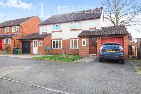 3 bedroom semi-detached house to rent, Coppice Close, Droitwich, WR9