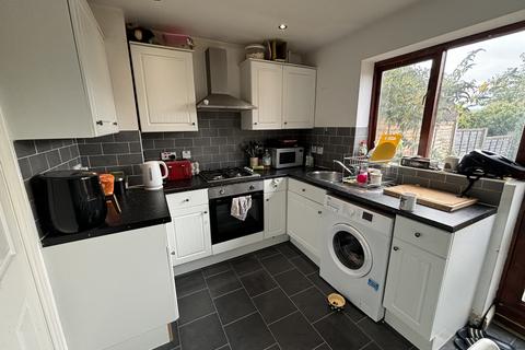 2 bedroom semi-detached house to rent, Twinflower, Walnut Tree, MK7 7LH