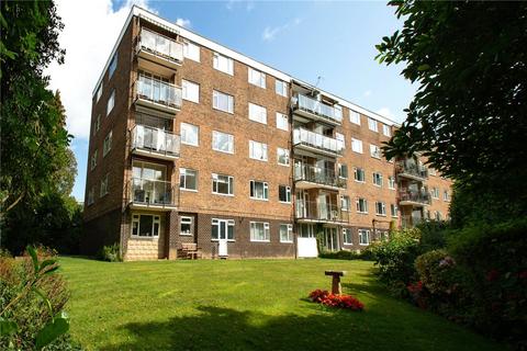 3 bedroom apartment for sale, West Cliff Road, Bournemouth, Dorset, BH4