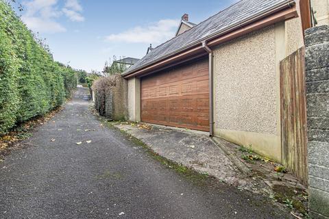 5 bedroom semi-detached house for sale, Common Road, Pontypridd CF37