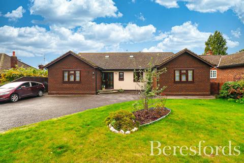 5 bedroom bungalow for sale, The Drive, Mayland, CM3