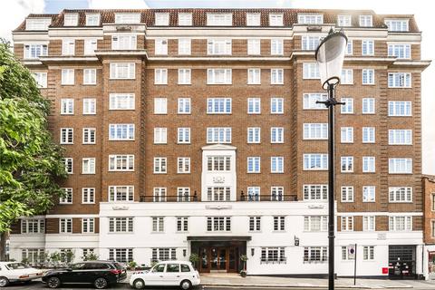 Studio for sale, Vicarage Court, London W8