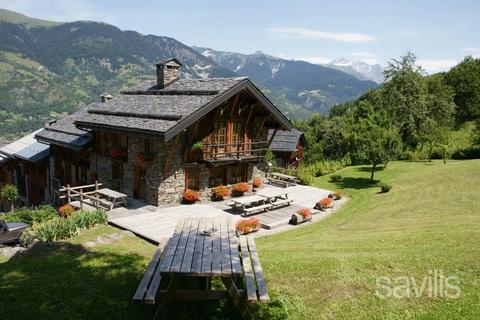 8 bedroom chalet, Courchevel, Le Praz, 73120, France