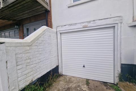 Garage to rent, Stanley Road, Deal, CT14