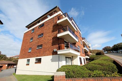 2 bedroom flat to rent, The Marina, Bournemouth,